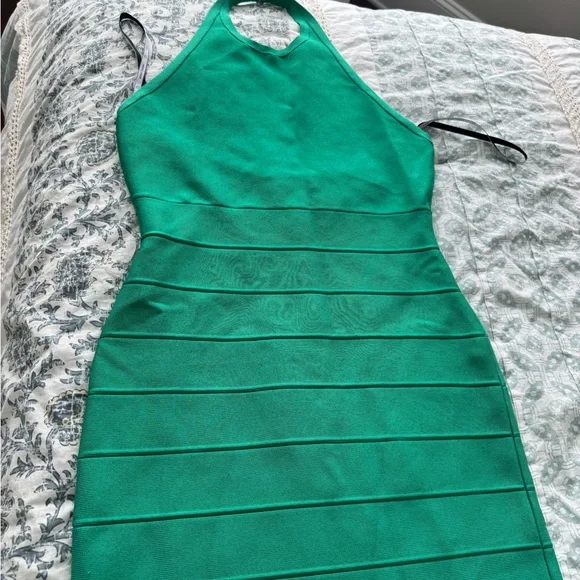 green emerald velvet dress Medina | Bodycon Maxi Dress With Side Split main image 1